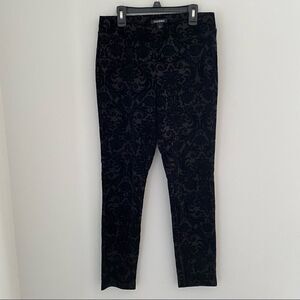 Roz & Ali Women’s Pull On Floral Velvet Pants